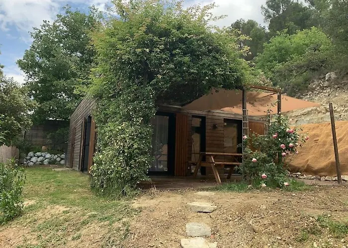Maison En Bois A Entrechaux