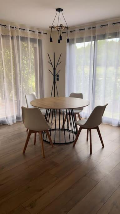 Maison En Bois A Holiday home *